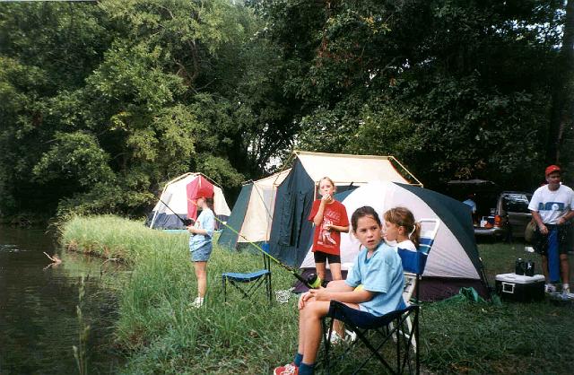 Meredith, Kaitlyn, Amber and Maggie fishing.jpg